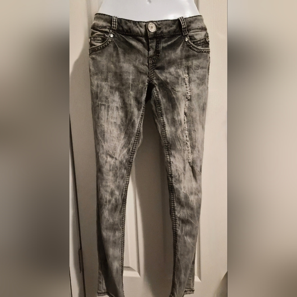 Almost Famous Gray Skinny Jeans